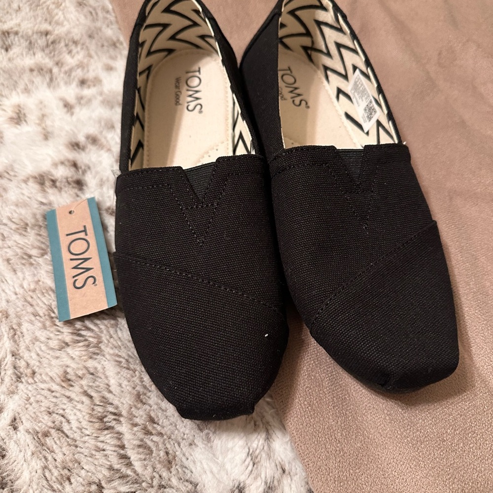 TOMS Women's Black Alpargata Classic